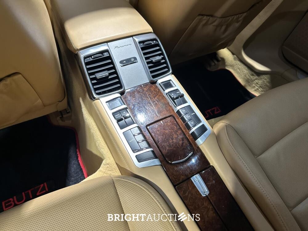 Porsche Panamera S 4.8 V8 400pk 2010, TF-518-R Youngtimer