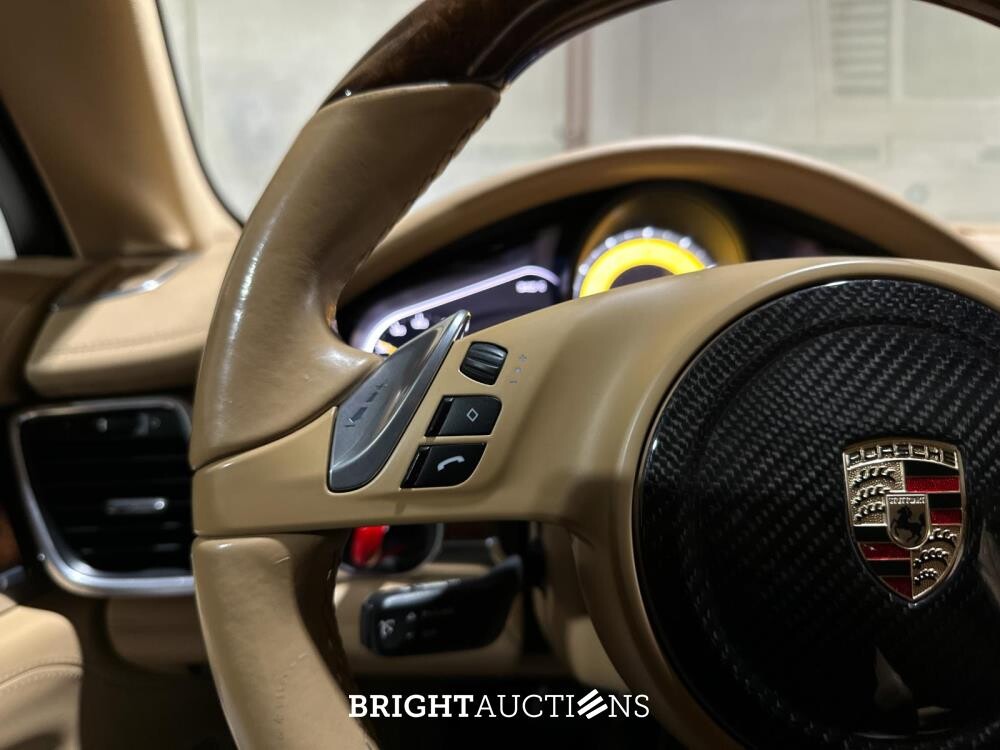 Porsche Panamera S 4.8 V8 400pk 2010, TF-518-R Youngtimer