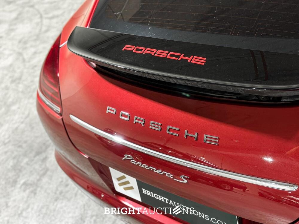 Porsche Panamera S 4.8 V8 400pk 2010, TF-518-R Youngtimer