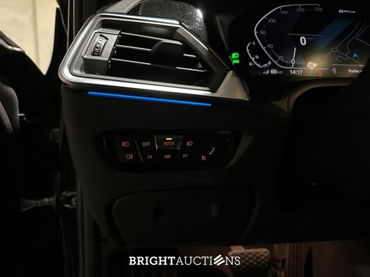 BMW 330e Touring Business Edition Plus 184pk 2021 3-serie (Origineel-NL + 1e Eigenaar) L-480-TL