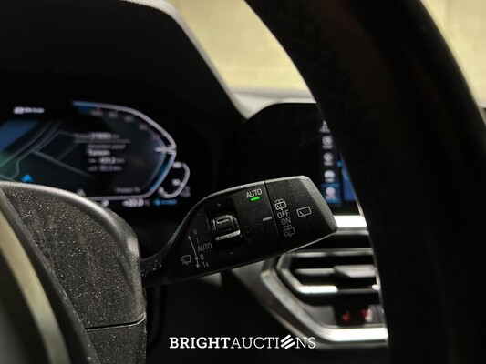 BMW 330e Touring Business Edition Plus 184pk 2021 3-serie (Origineel-NL + 1e Eigenaar) L-480-TL