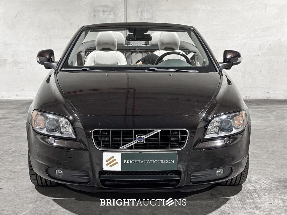 Volvo C70 Convertible 2.0D Momentum 136pk 2010, 41-KKH-3 Youngtimer