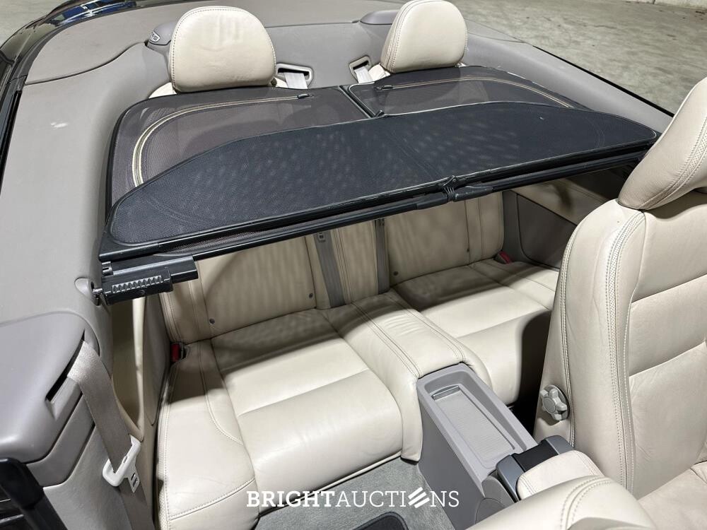 Volvo C70 Convertible 2.0D Momentum 136pk 2010, 41-KKH-3 Youngtimer