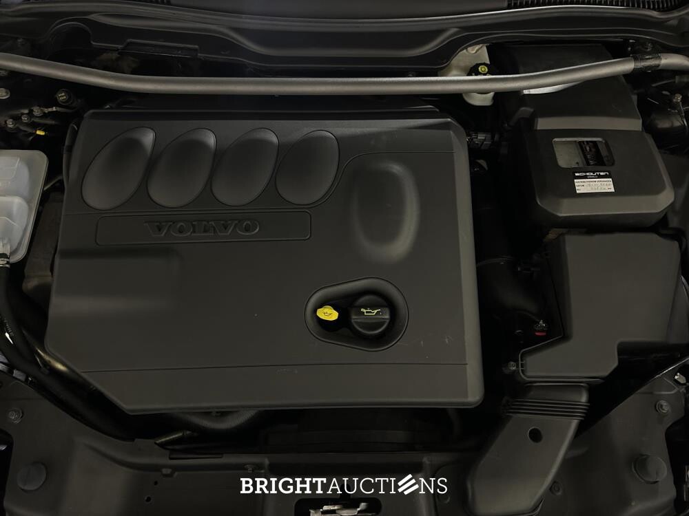 Volvo C70 Convertible 2.0D Momentum 136pk 2010, 41-KKH-3 Youngtimer