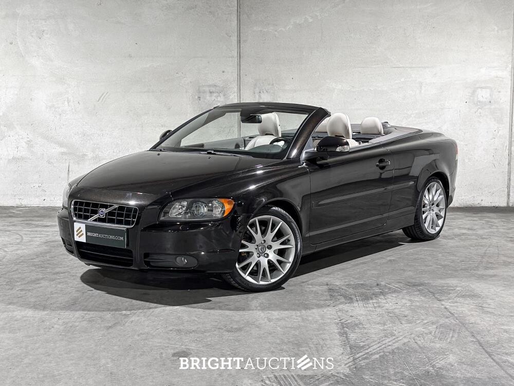 Volvo C70 Convertible 2.0D Momentum 136pk 2010, 41-KKH-3 Youngtimer