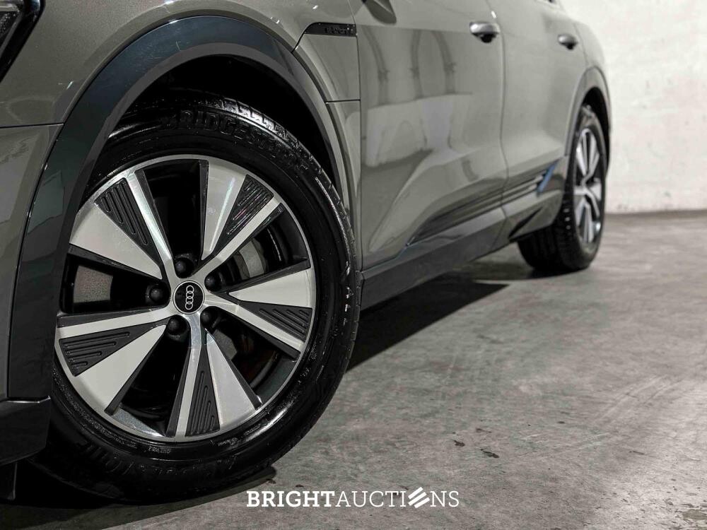 Audi Q8 e-tron 50 Quattro 95 kWh 340pk 2023 (Origineel-NL), S-106-PZ