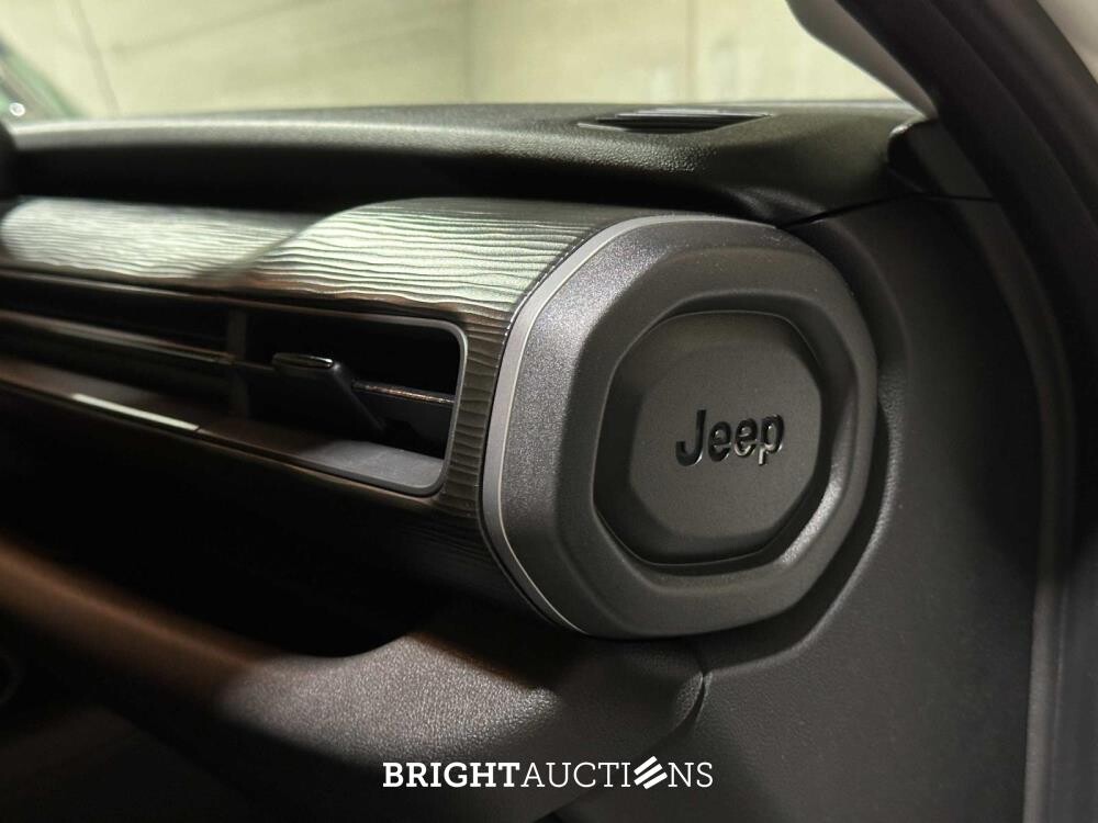 Jeep Avenger Longitude 54 kWh 156pk 2023 (Origineel-NL + 1e Eigenaar), X-383-NN