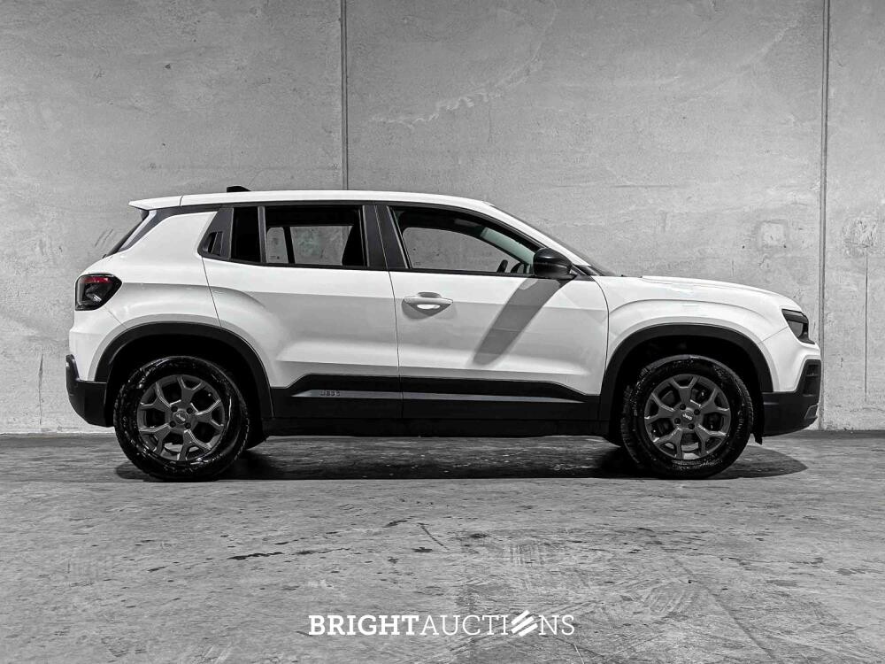 Jeep Avenger Longitude 54 kWh 156pk 2023 (Origineel-NL + 1e Eigenaar), X-383-NN