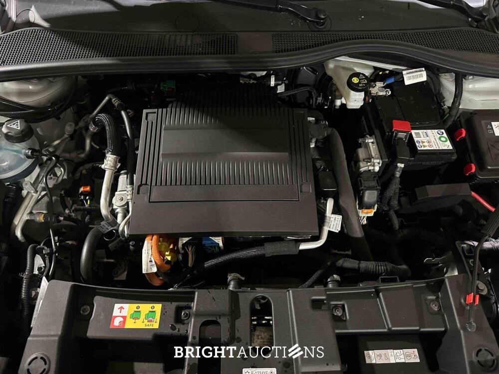 Jeep Avenger Longitude 54 kWh 156pk 2023 (Origineel-NL + 1e Eigenaar), X-383-NN