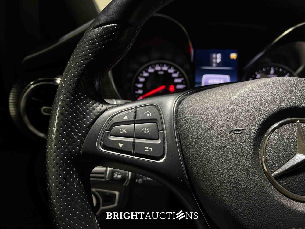 Mercedes-Benz V220d Lang MAYBACH DC Avantgarde 163pk 2020 V-Klasse, V-99-FPZ