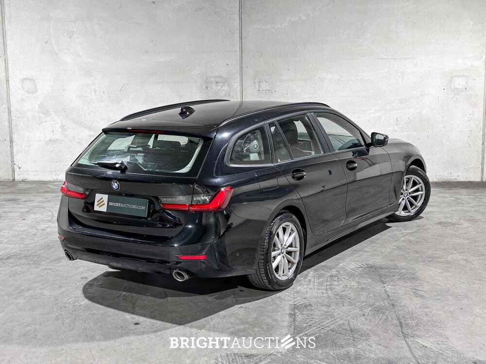 BMW 330e Touring G21 184pk 2021 (Origineel-NL + 1e Eigenaar), K-451-VL