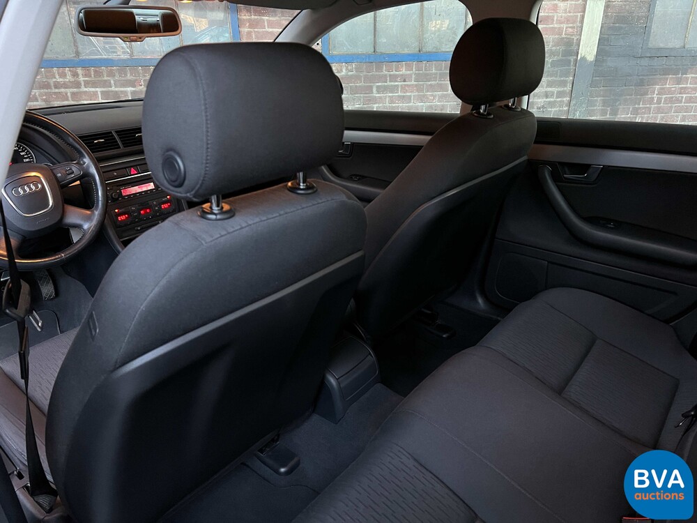 Audi A4 Limousine 2.0 Pro Line 131pk -Org. NL-, 16-SH-JJ