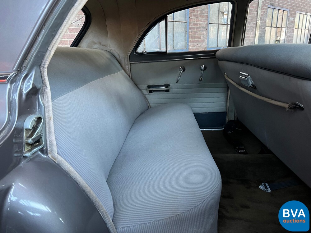 Chevrolet Deluxe Powerglide 1951, 32-XL-66.