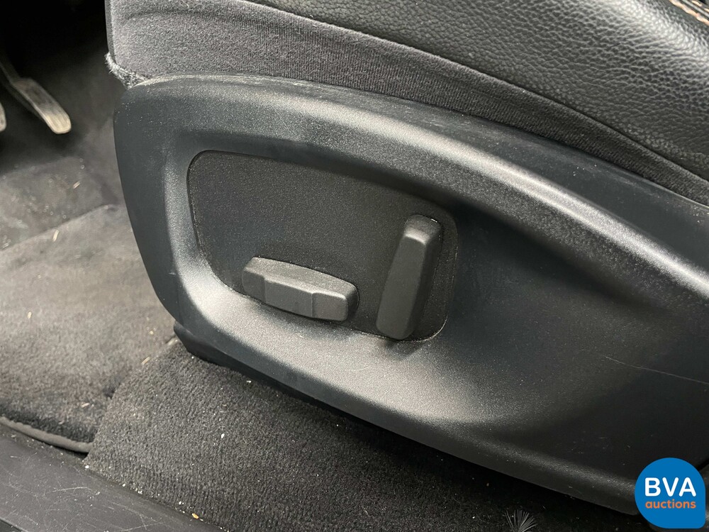 Jaguar F-Pace 20d AWD Portfolio 2016, KB-408-Z