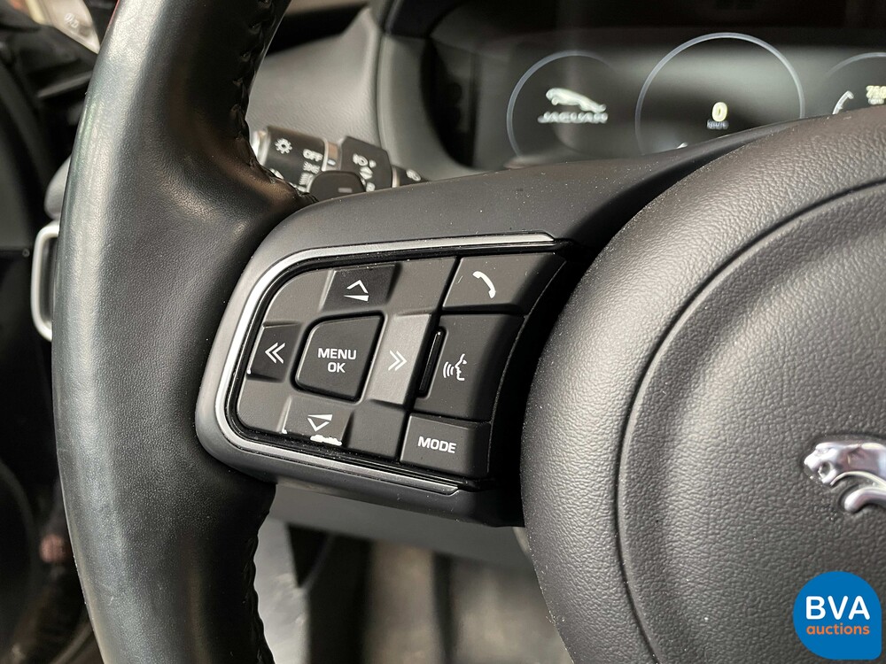 Jaguar F-Pace 20d AWD Portfolio 2016, KB-408-Z