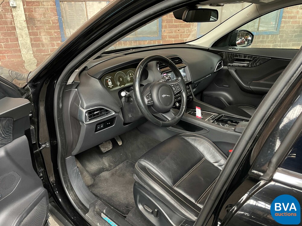 Jaguar F-Pace 20d AWD Portfolio 2016, KB-408-Z