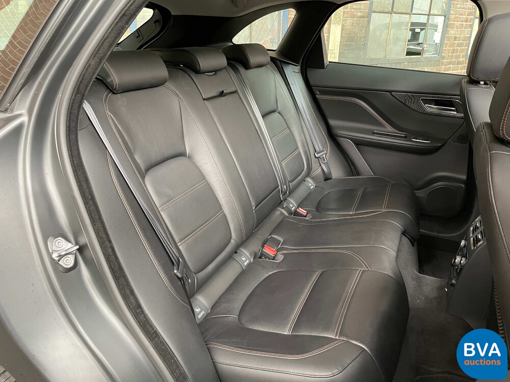 Jaguar F-Pace 20d AWD Portfolio 2016, KB-408-Z