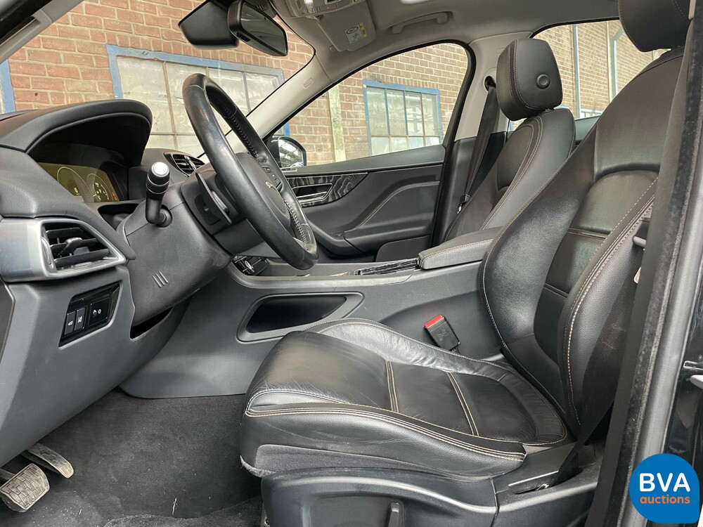 Jaguar F-Pace 20d AWD Portfolio 2016, KB-408-Z