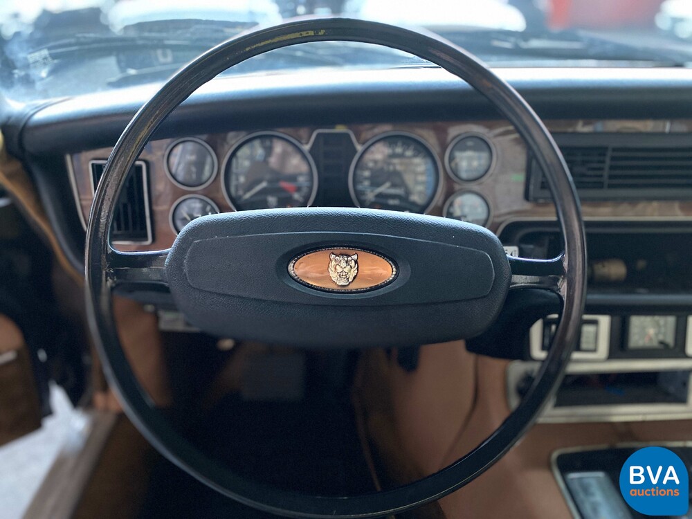 Jaguar XJ 5.3 V12 de Luxe LWB 313pk 1977 -Org. NL-, 95-SN-71.