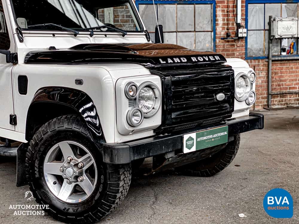Land Rover Defender 90 SE 2.4 Ice Limited Edition 122pk 2010 -Org. NL-, 3-VGD-30