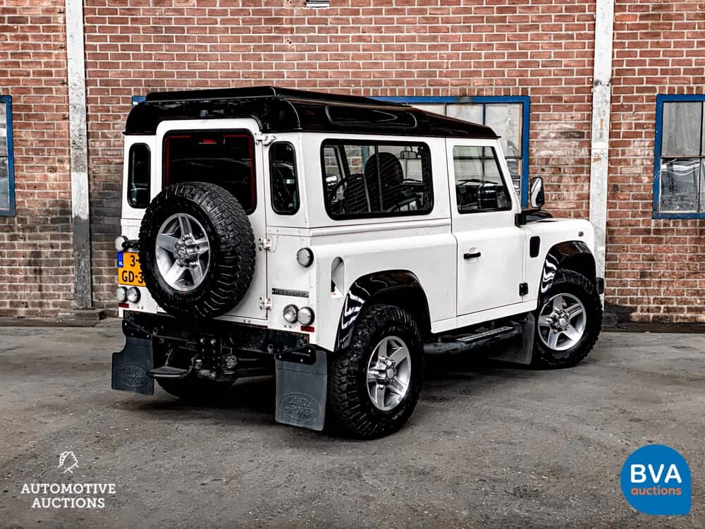 Land Rover Defender 90 SE 2.4 Ice Limited Edition 122pk 2010 -Org. NL-, 3-VGD-30