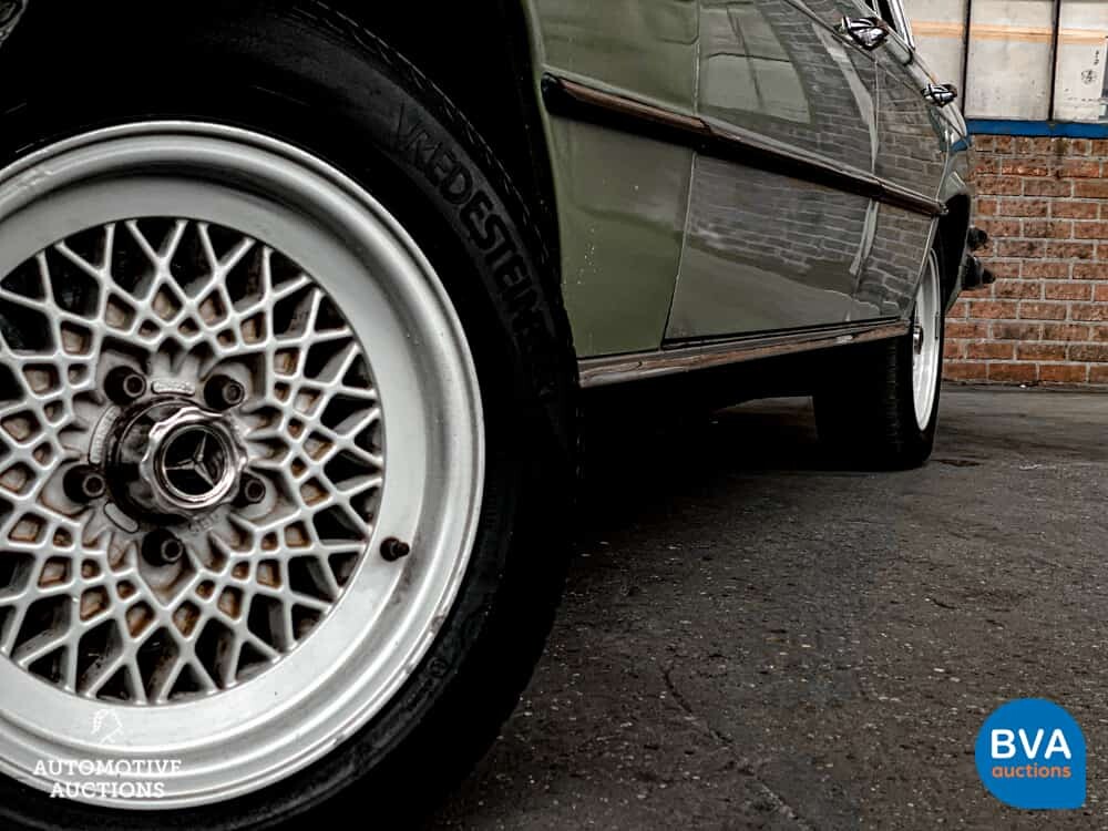 Mercedes-Benz 280 SE S-class 185hp 1976, 36-YA-32.