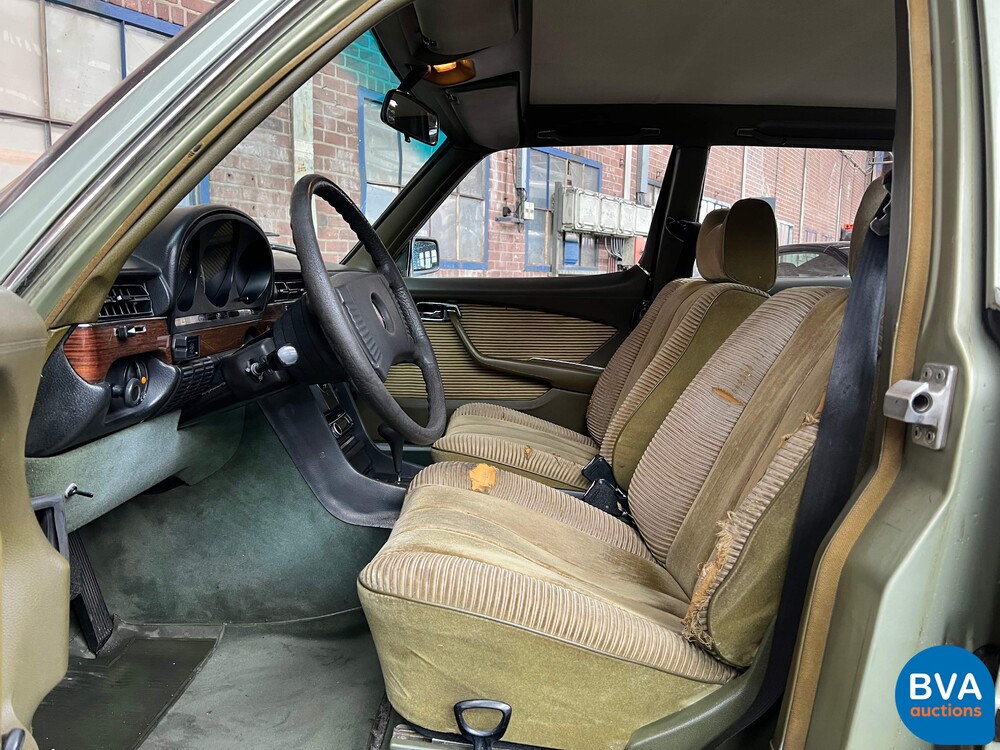 Mercedes-Benz 280 SE S-class 185hp 1976, 36-YA-32.