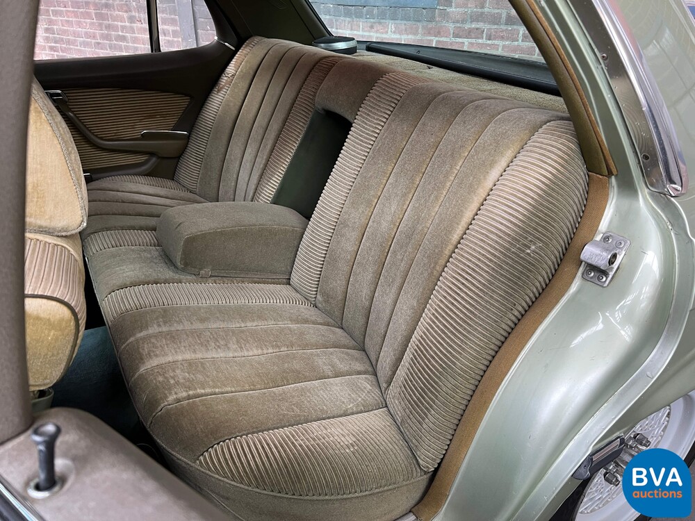 Mercedes-Benz 280 SE S-class 185hp 1976, 36-YA-32.