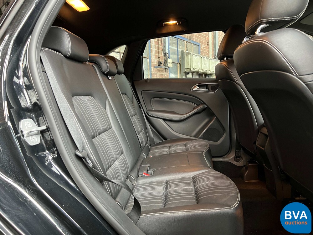 Mercedes-Benz B180 CDI B-Klasse 109pk 2012, 1-SFG-01