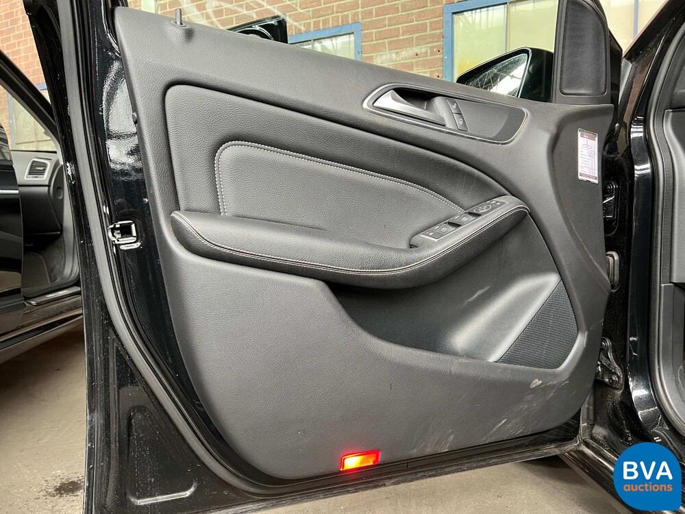 Mercedes-Benz B180 CDI B-Klasse 109pk 2012, 1-SFG-01