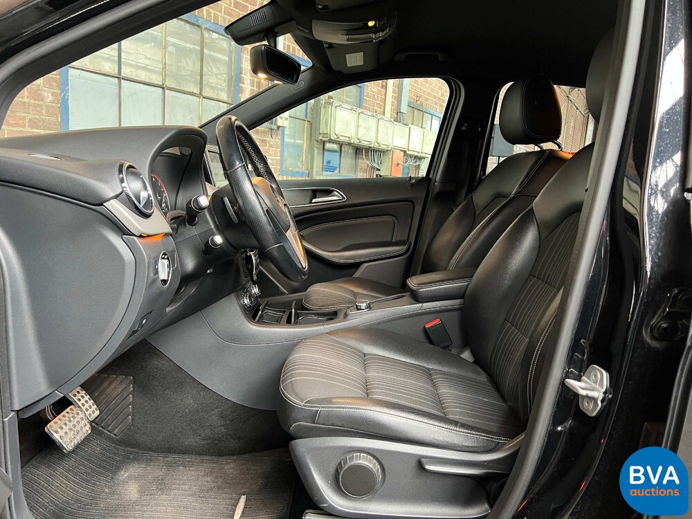 Mercedes-Benz B180 CDI B-Klasse 109pk 2012, 1-SFG-01