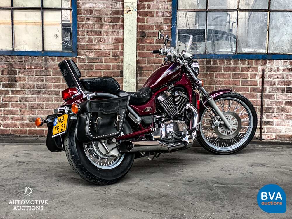 Suzuki VS800 Intruder 53pk Org.NL 2000, MB-TR-21