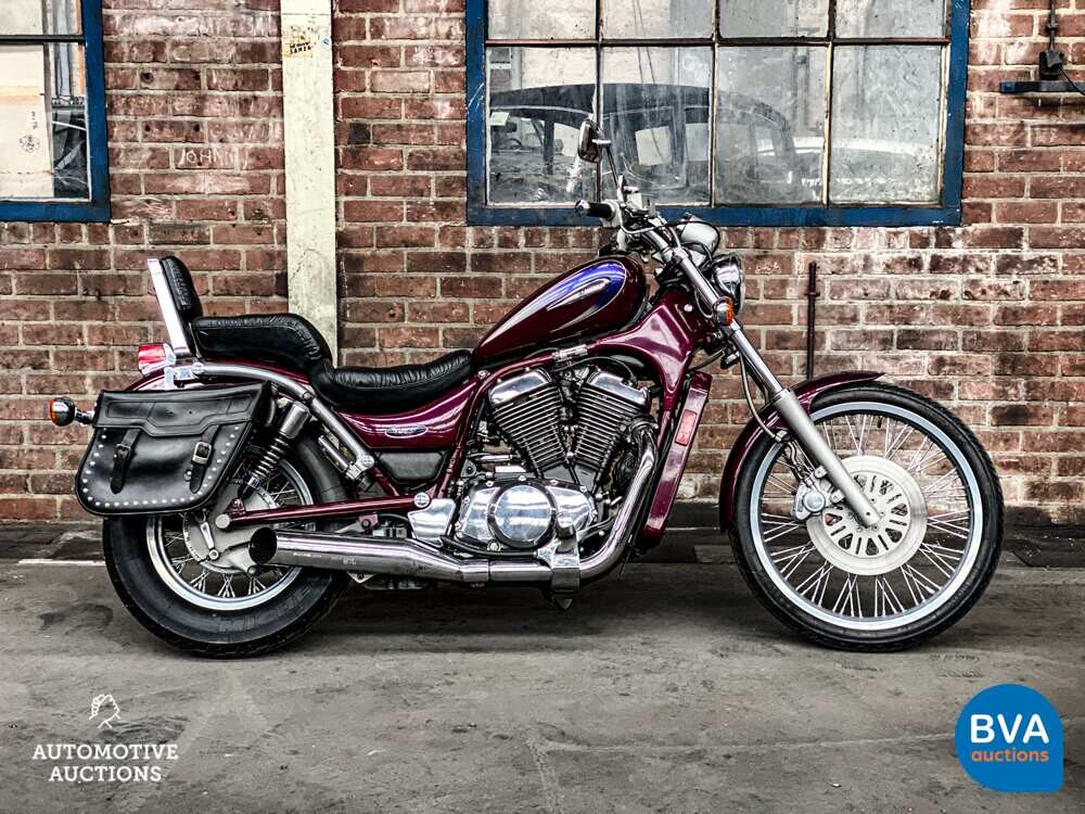 Suzuki VS800 Intruder 53pk Org.NL 2000, MB-TR-21