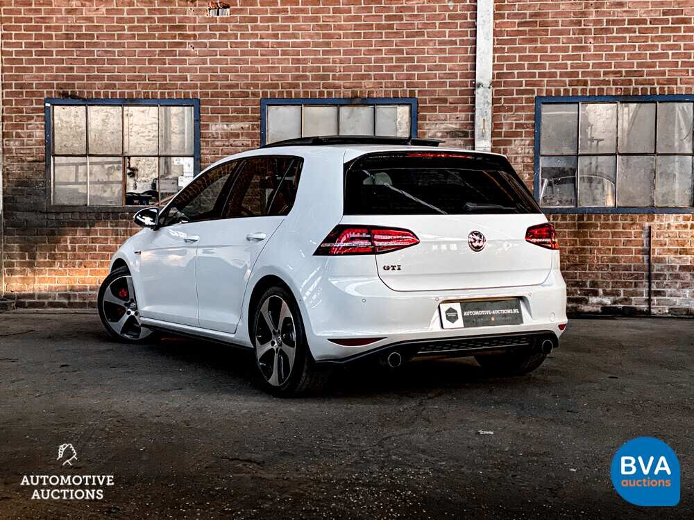 Volkswagen Golf GTI 2.0 TSI 220hp 2013, P-962-FV.