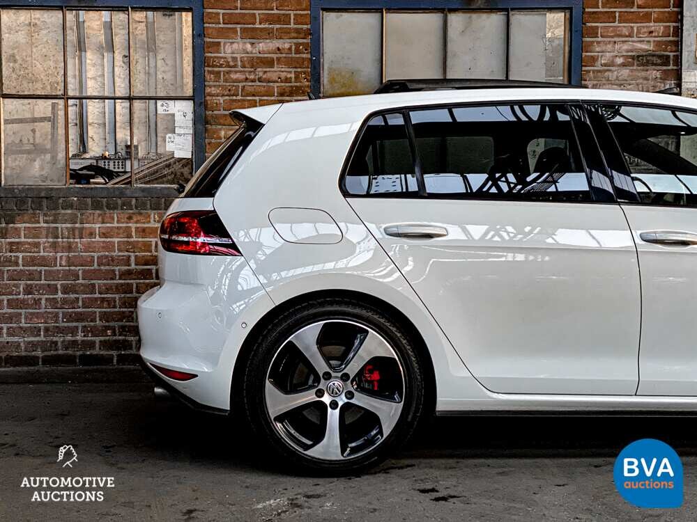 Volkswagen Golf GTI 2.0 TSI 220hp 2013, P-962-FV.