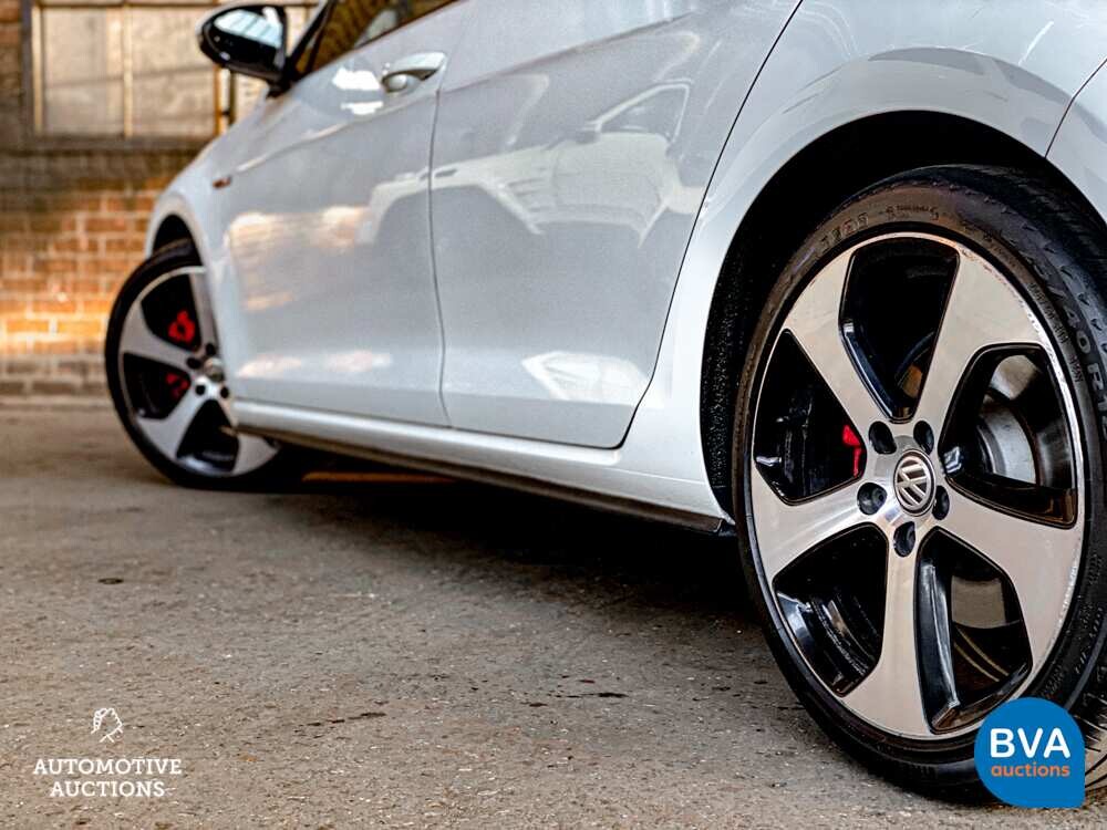 Volkswagen Golf GTI 2.0 TSI 220hp 2013, P-962-FV.