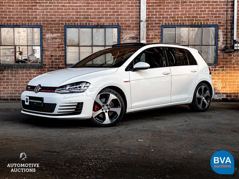 Volkswagen Golf GTI 2.0 TSI 220pk 2013, P-962-FV