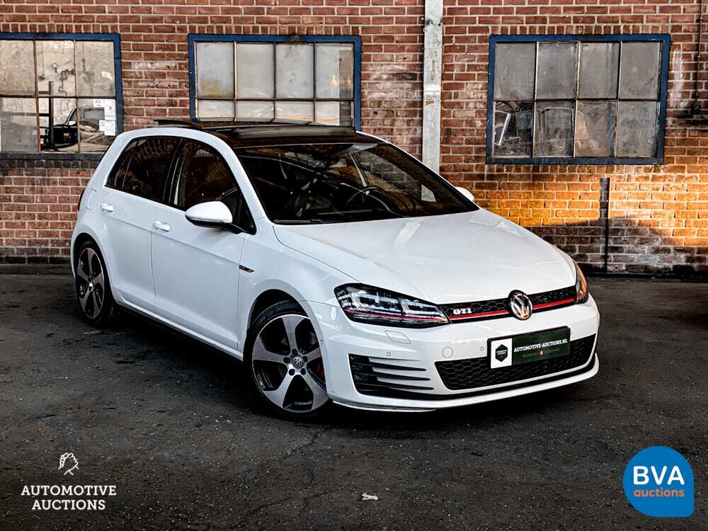 Volkswagen Golf GTI 2.0 TSI 220hp 2013, P-962-FV.