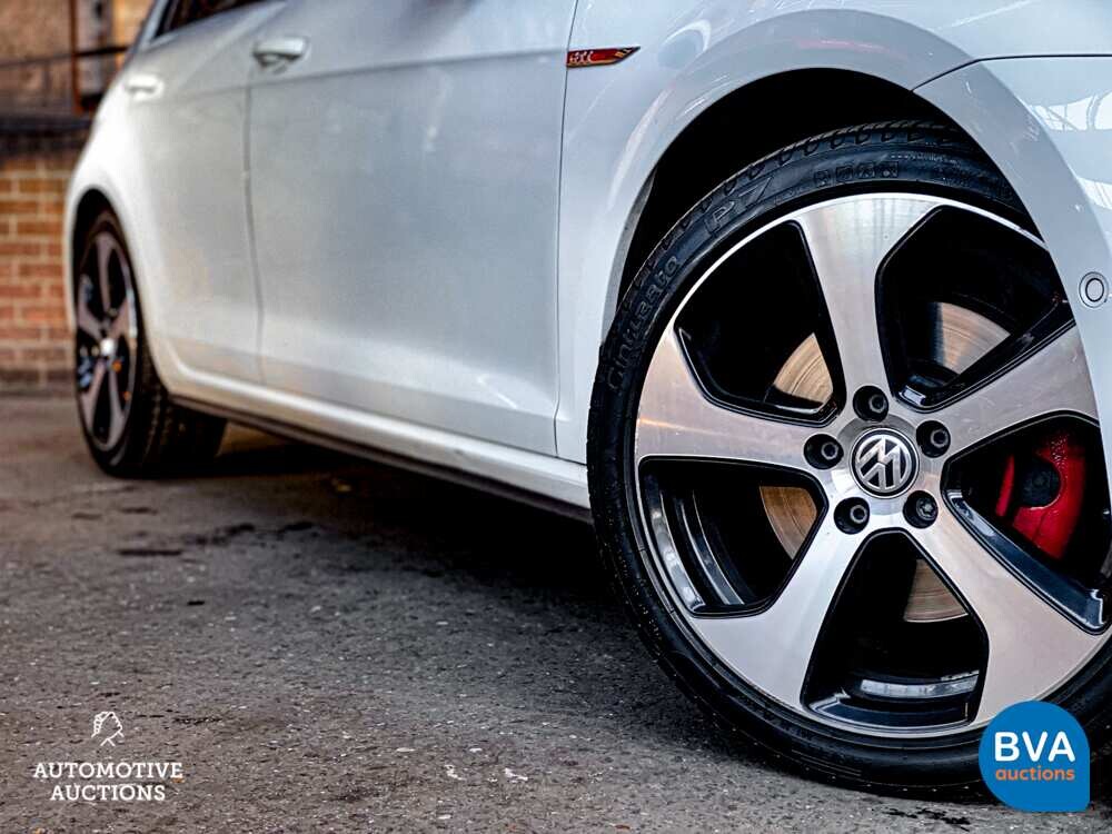 Volkswagen Golf GTI 2.0 TSI 220hp 2013, P-962-FV.