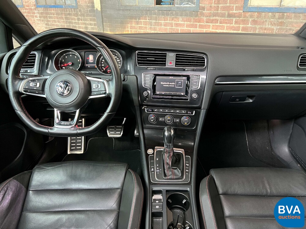 Volkswagen Golf GTI 2.0 TSI 220hp 2013, P-962-FV.