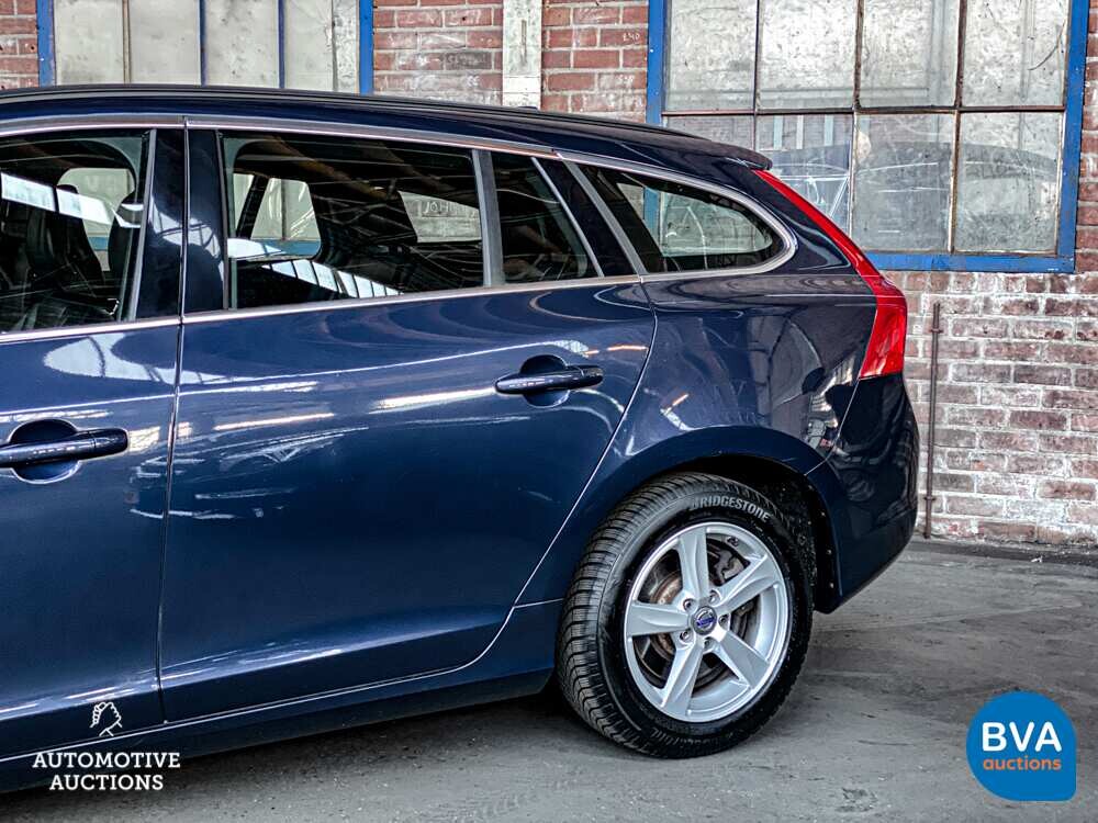 Volvo V60 2.0 D3  5-Cilinder 163PK Summum, GR-322-P