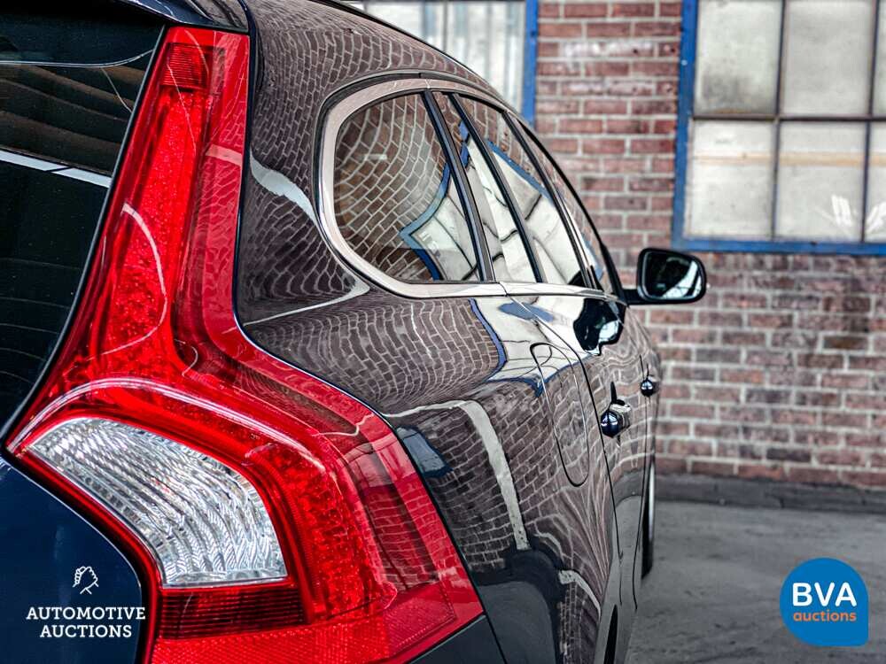 Volvo V60 2.0 D3  5-Cilinder 163PK Summum, GR-322-P