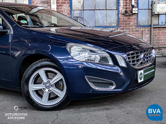 Volvo V60 2.0 D3  5-Cilinder 163PK Summum, GR-322-P