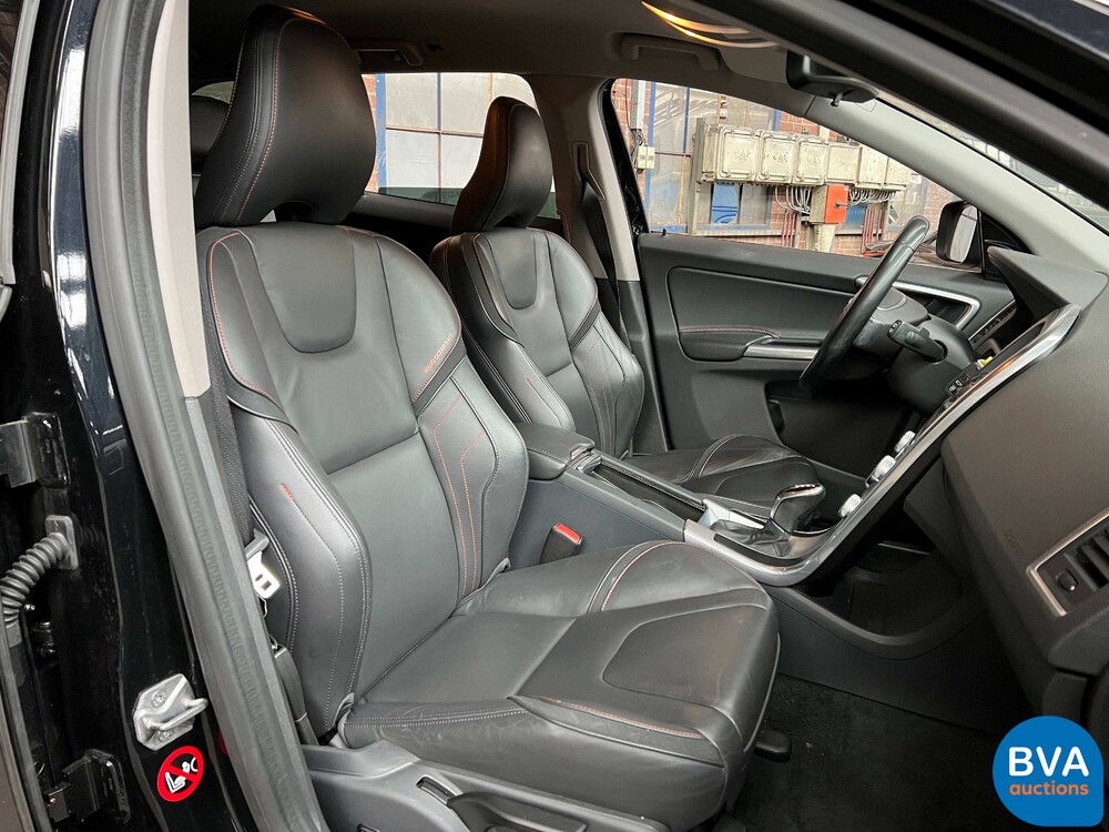 Volvo XC60 2.0 D4 FWD Ocean Race 181pk 2015, NS-919-H