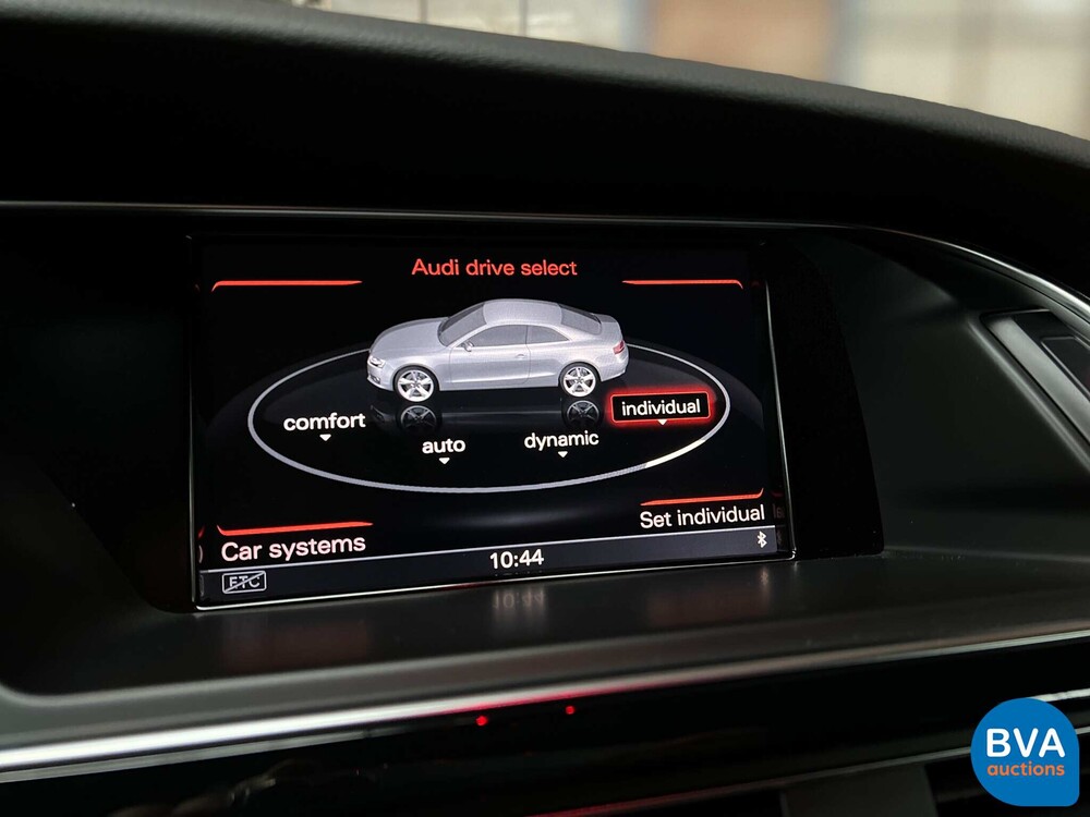 Audi RS5 Coupé Akrapovic 4.2 FSI Quattro 4.2 V8 450pk 2013