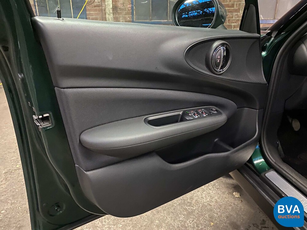 Mini Clubman 1.5D 116hp 2016 British Racing Green Mini Cooper.