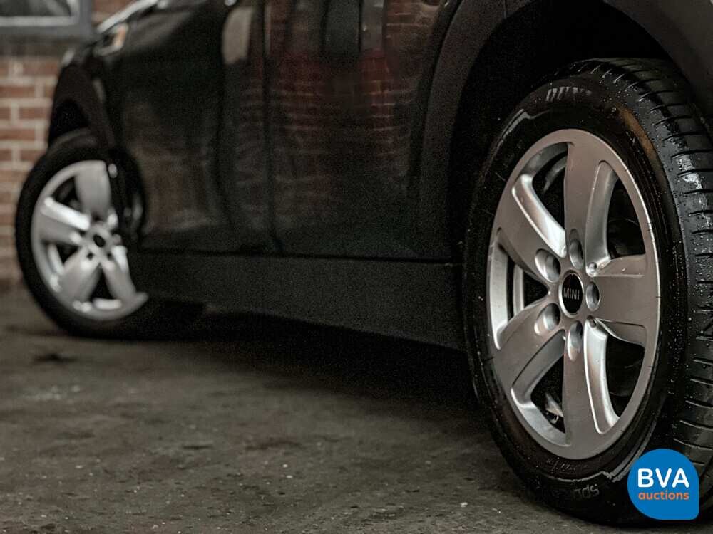 Mini Clubman 1.5D 116hp 2016 British Racing Green Mini Cooper.