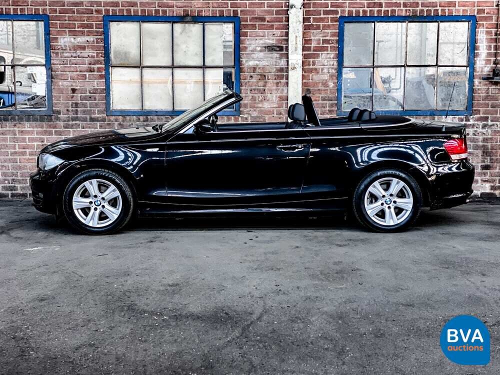 BMW 118i Cabrio High Executive 1-serie 143pk 2010 -Org. NL-, 39-KNT-4