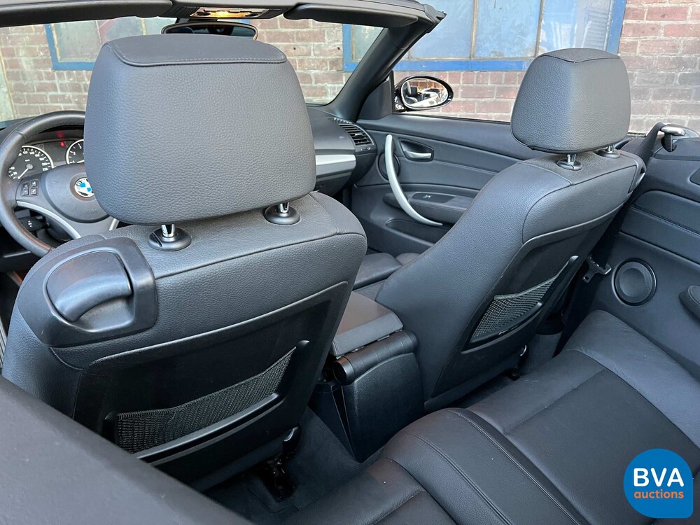 BMW 118i Cabrio High Executive 1-serie 143pk 2010 -Org. NL-, 39-KNT-4