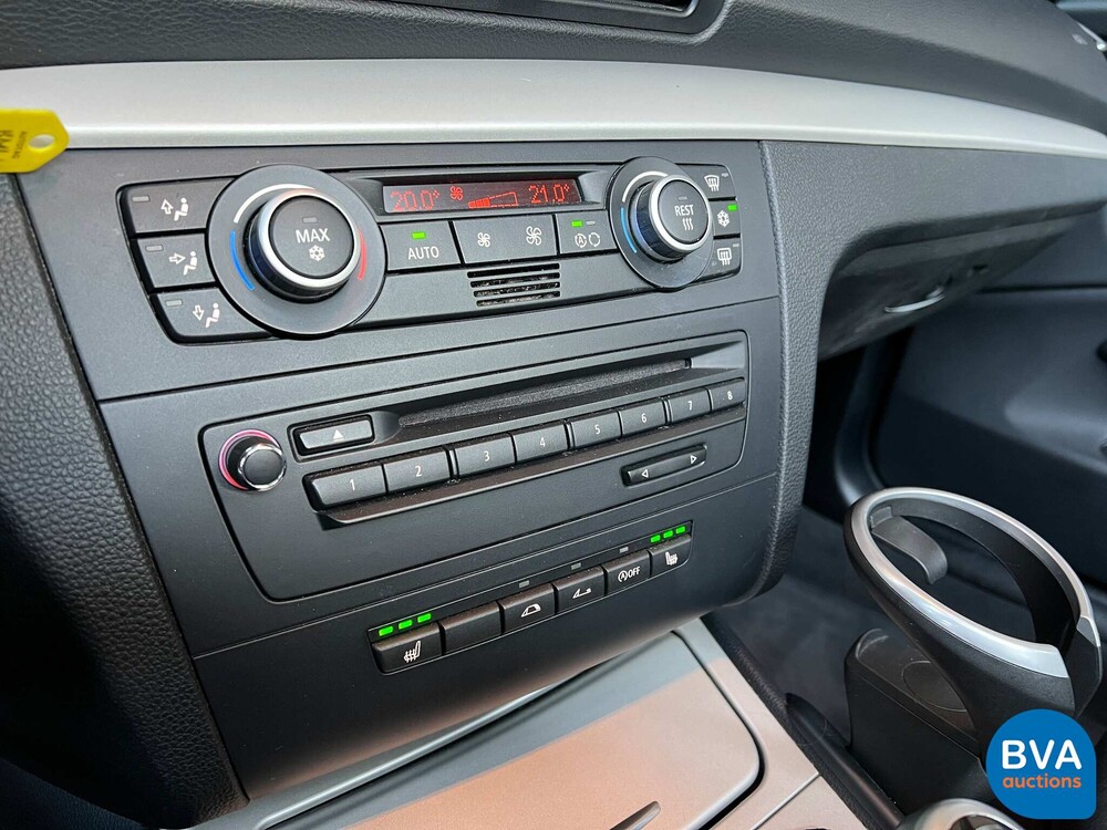 BMW 118i Cabrio High Executive 1-serie 143pk 2010 -Org. NL-, 39-KNT-4